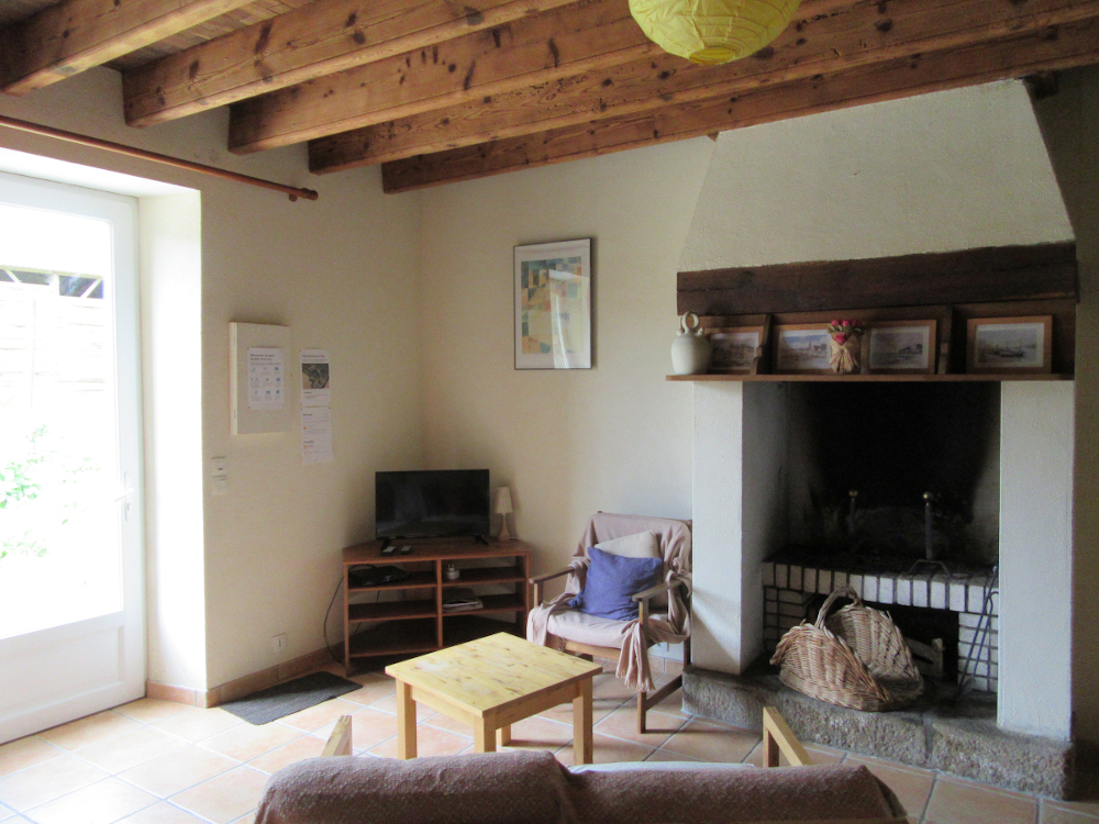 Salle de séjour gîte « côté jardin »